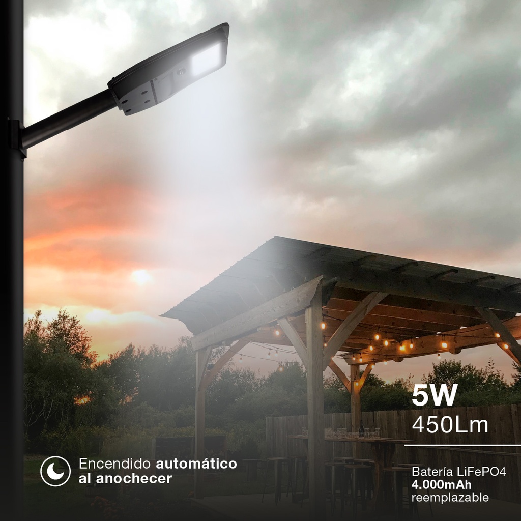 Farola solar LED Buat con sensor de movimiento y crepuscular 5W 6500K IP65