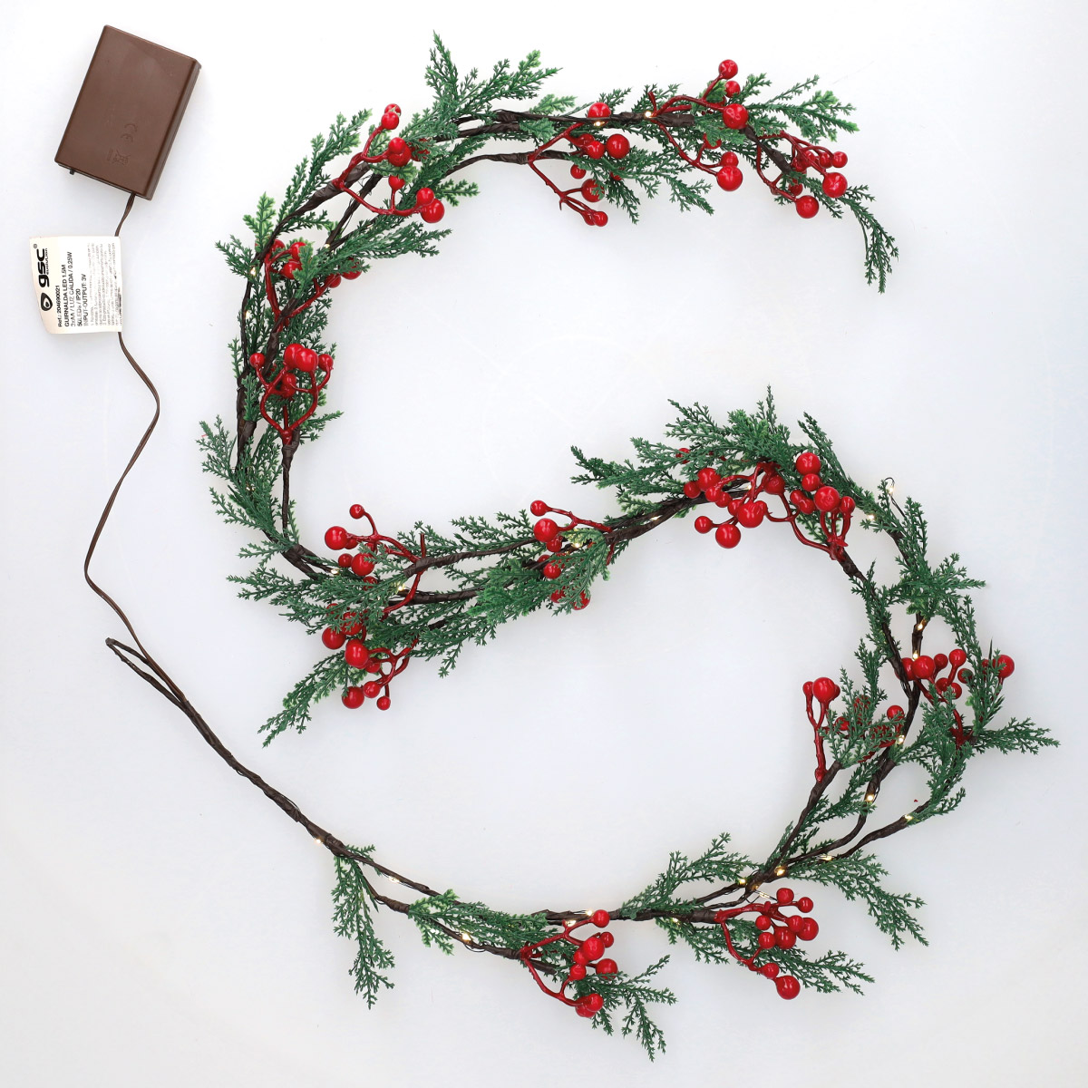 1,5M LED garland with red berries and branches Warm White