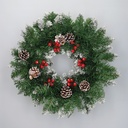 Couronne de Noël effet neige, houx et pommes de pin, Baliti Ø50cm 80 branches